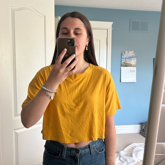 Mustard Coloured Plain Cropped Oversized Top - Picture 4 of 4